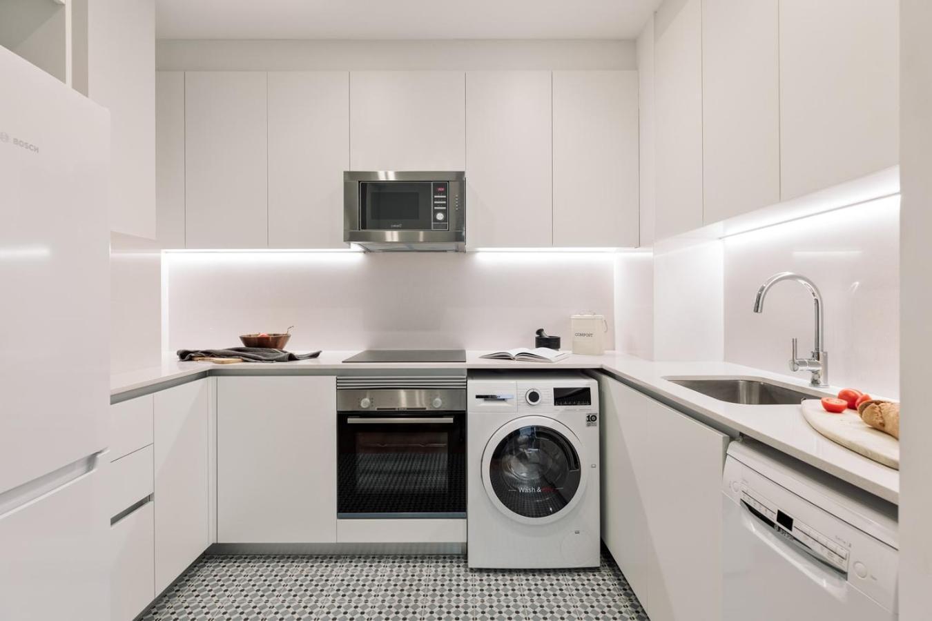 Appartement Baronissi - 2 Bedrooms And Terrace In Ciutat Vella