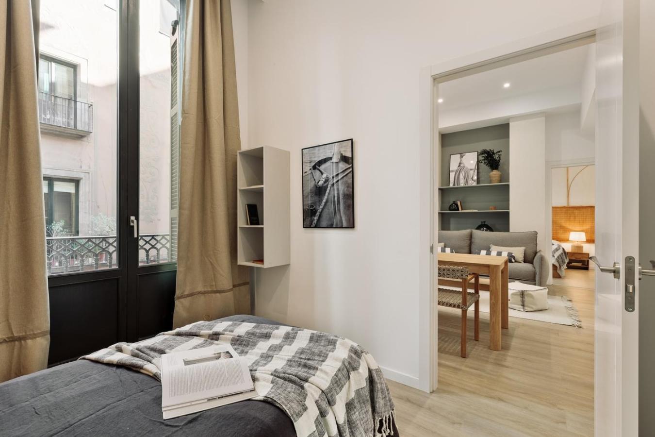 Baronissi - 2 Bedrooms And Terrace In Ciutat Vella Appartement *