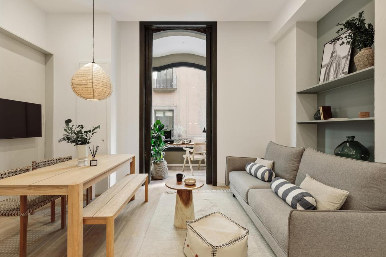 Appartement Baronissi - 2 Bedrooms And Terrace In Ciutat Vella *