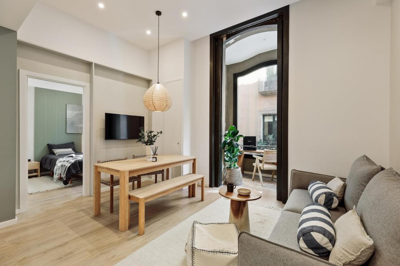 Appartement Baronissi - 2 Bedrooms And Terrace In Ciutat Vella